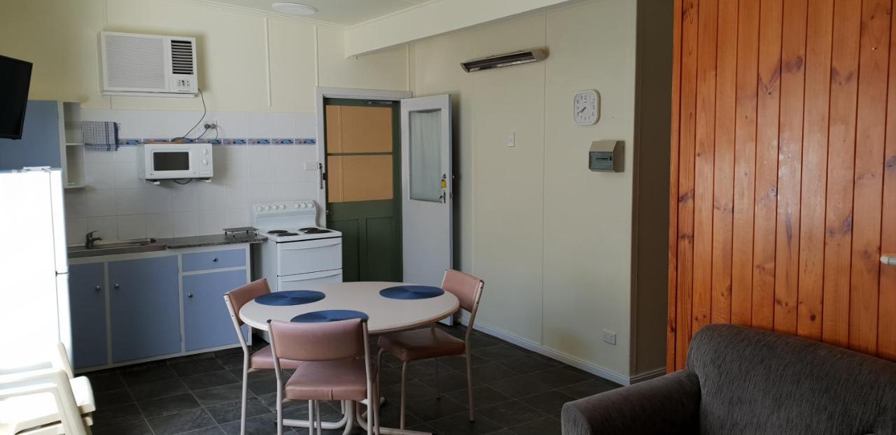 Modra'S Apartments Tumby Bay Bagian luar foto