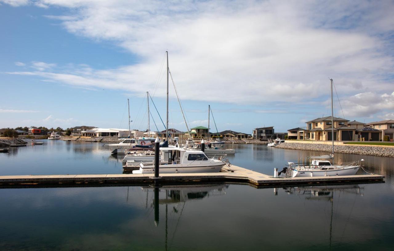 Modra'S Apartments Tumby Bay Bagian luar foto