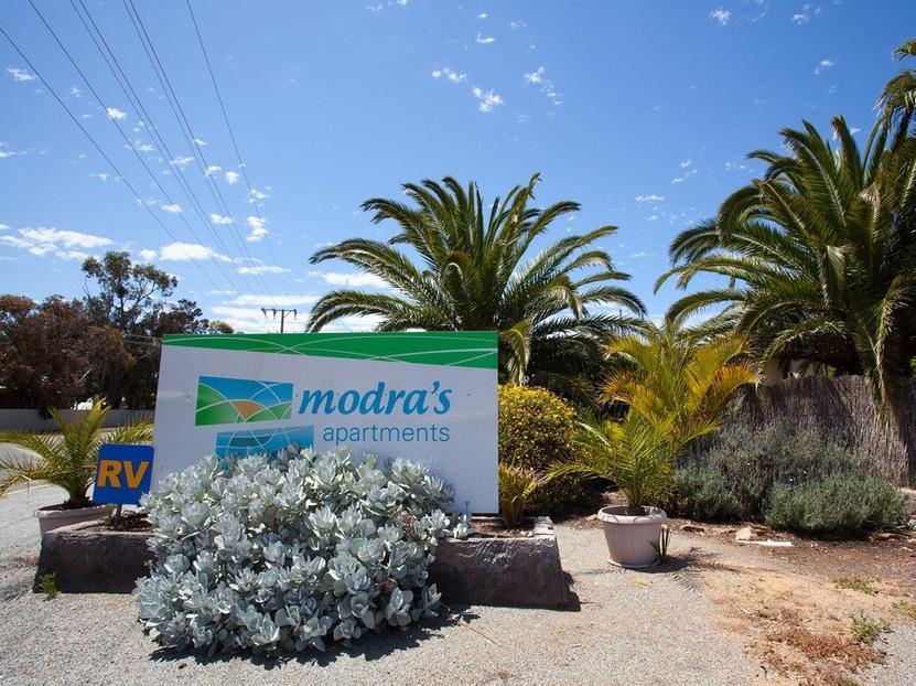 Modra'S Apartments Tumby Bay Bagian luar foto