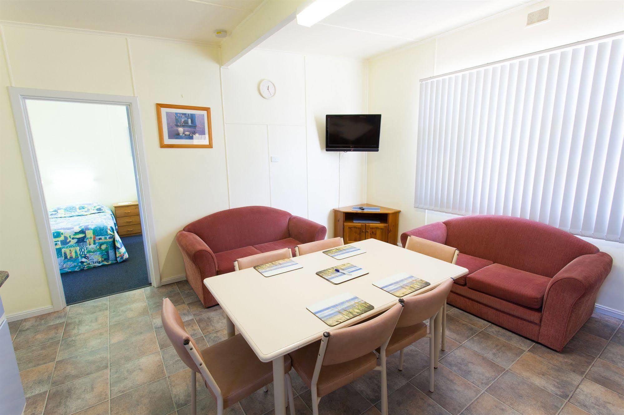 Modra'S Apartments Tumby Bay Bagian luar foto